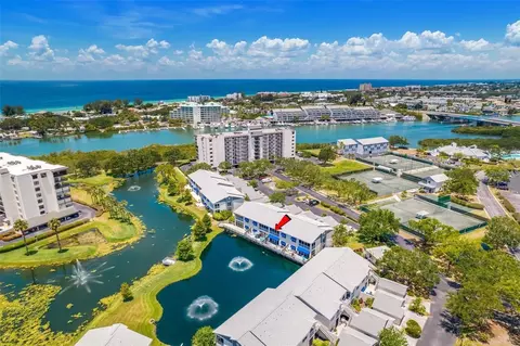 11660 Shipwatch Dr #1443, Largo, FL 33774