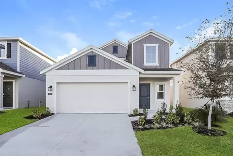 1318 Deepwater Cir, Winter Haven, FL 33880