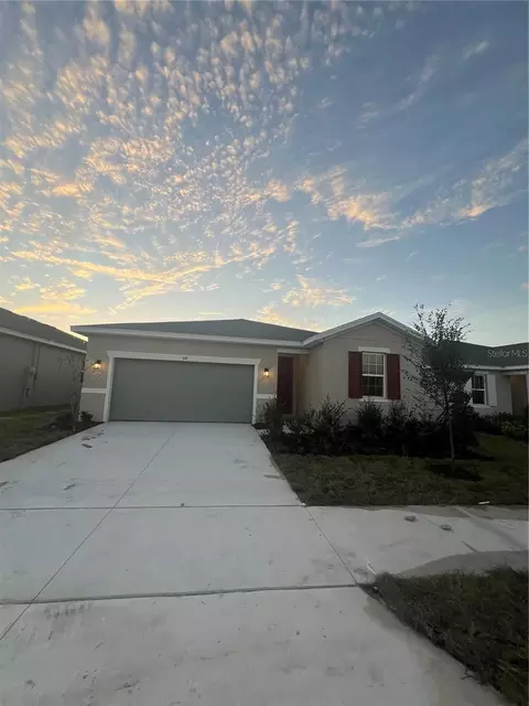 810 Ballantyne Dr, Lake Wales, FL 33898