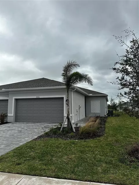 8686 Saint Kitts Cir, Englewood, FL 34224