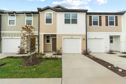 6191 Calle Ochoa St, Zephyrhills, FL 33542