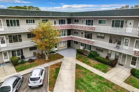 2426 Persian Dr #44, Clearwater, FL 33763