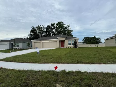 2714 Moss Rock St, Auburndale, FL 33823
