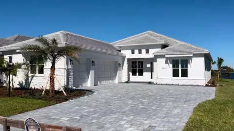 7959 Waterbend Trl, Sarasota, FL 34240