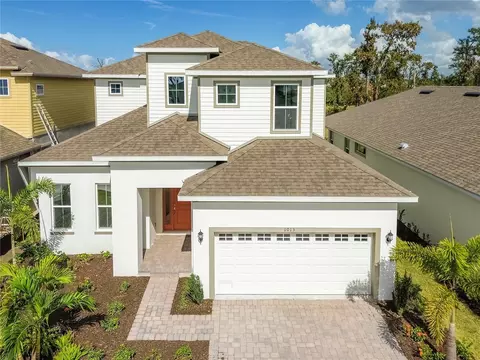1013 Signet Dr, Apollo Beach, FL 33572