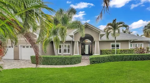 970 Lantana Ave, Clearwater Beach, FL 33767