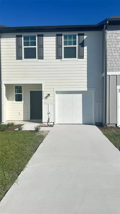 3277 Vesara Dr, Davenport, FL 33837