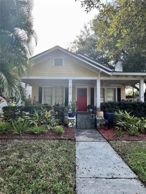 910 Maxwell St, Orlando, FL 32804