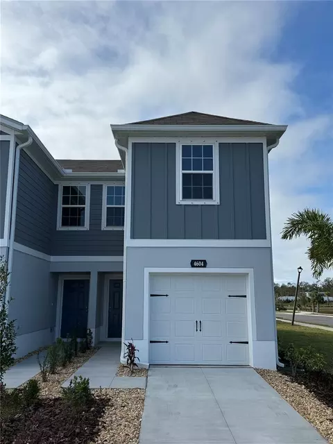 4604 Old Blush St, Bradenton, FL 34211