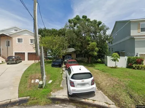 1739 Bayou Grande Blvd NE, Saint Petersburg, FL 33703