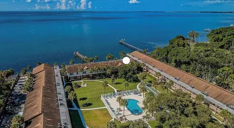 650 Pinellas Point Dr S #142, Saint Petersburg, FL 33705