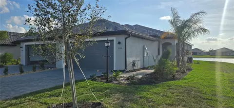 5304 Crystal Harbor Cv, Bradenton, FL 34211