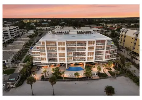 1035 Seaside Dr #408, Sarasota, FL 34242