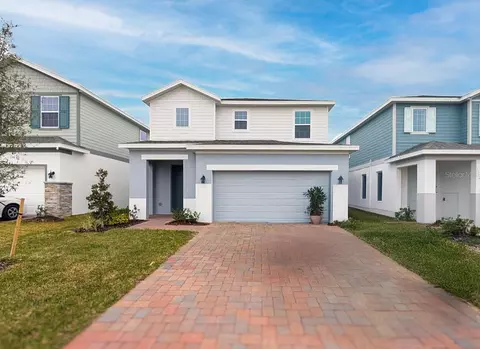 1984 Heart Lake Dr, Groveland, FL 34736