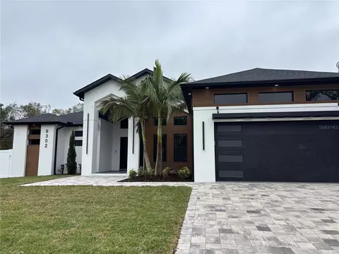 9302 W Flora Dr, Tampa, FL 33615