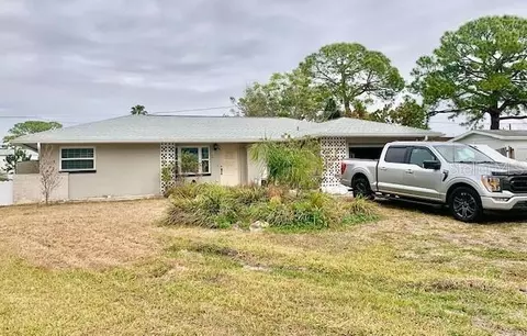 315 87th Ave NE, Saint Petersburg, FL 33702