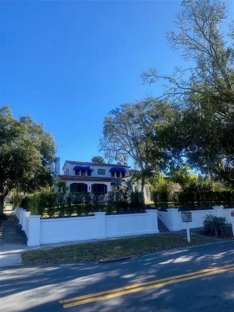 1324 Sylvan Dr, Mount Dora, FL 32757