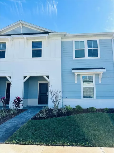 16085 Blue Wave Way, Clermont, FL 34714