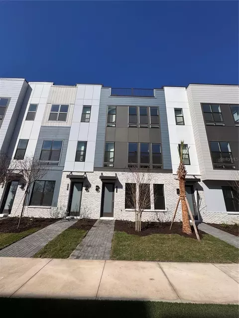 2213 Valentine Aly, Orlando, FL 32804