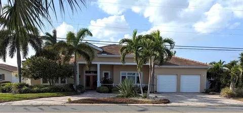 503 55th Ave, Saint Pete Beach, FL 33706