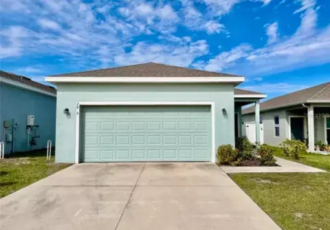 2805 Whispering Trails Dr, Winter Haven, FL 33884