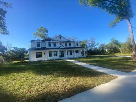1110 N Boston Ave, Deland, FL 32724