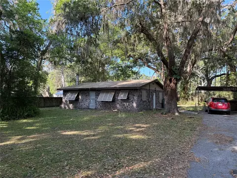 3752 Cr 406a, Lake Panasoffkee, FL 33538