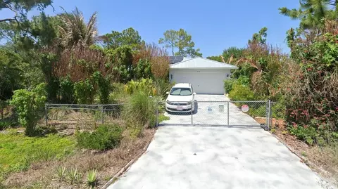 835 Carpenter St E, Lehigh Acres, FL 33974