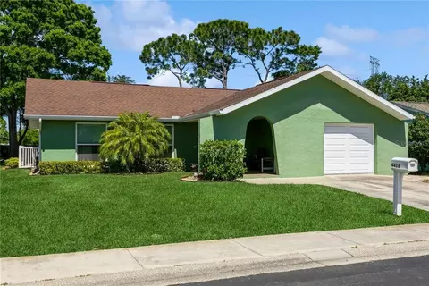 4416 Great Lakes Dr N, Clearwater, FL 33762