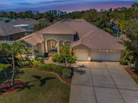 10653 Park Place Dr, Largo, FL 33778