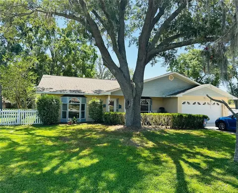 2954 Indian Woods Trl, Lakeland, FL 33810