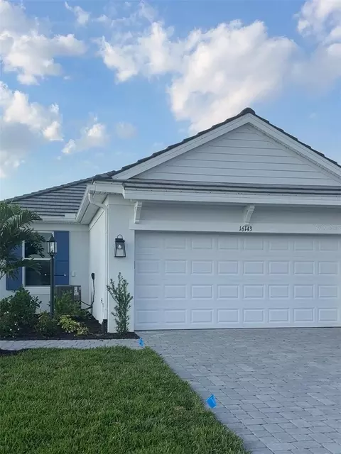 16143 Isola Pl, Bradenton, FL 34211