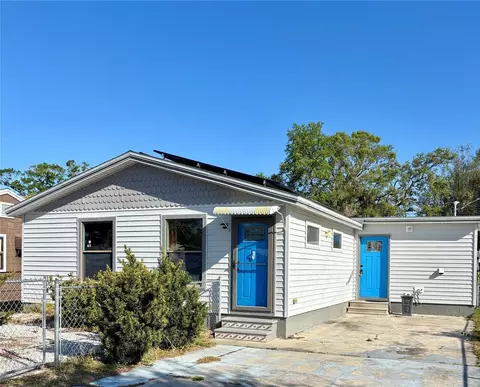 5609 18th Ave S, Gulfport, FL 33707