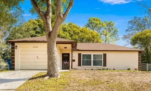 2252 Arrow Ave, Spring Hill, FL 34609