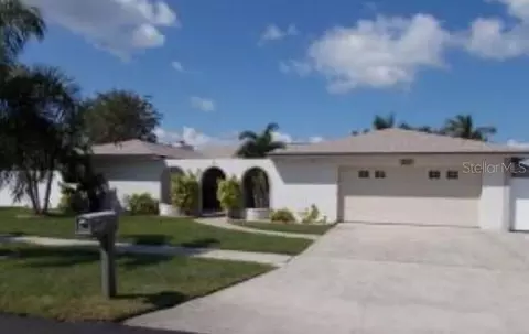 1385 Centaurus Ct, Merritt Island, FL 32953