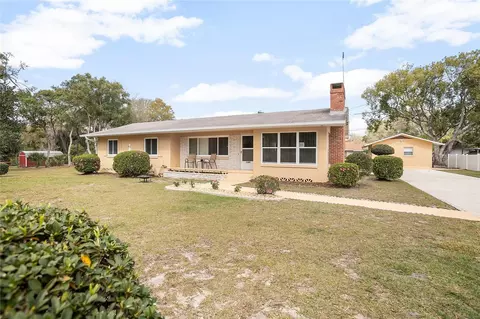 1035 E Carolina Ave, Deland, FL 32724