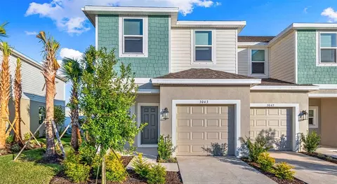 16637 Bergamo Pl, Bradenton, FL 34211