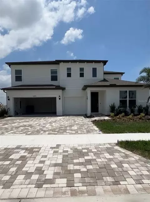 13711 Brookside Haven St, Riverview, FL 33578