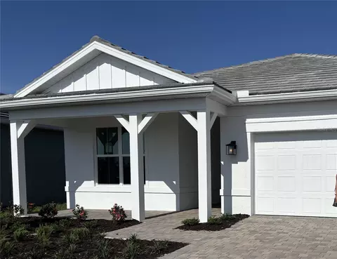 27121 Capri Shores Cir, Englewood, FL 34223