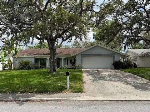 8412 Wagon Wheel Ln, Hudson, FL 34667