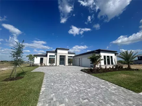 2437 Waterfront Cir, Sarasota, FL 34240