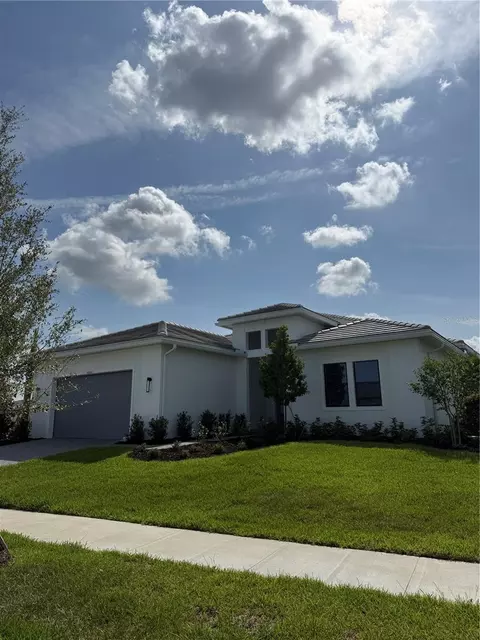 4600 Motif Ter, Sarasota, FL 34240