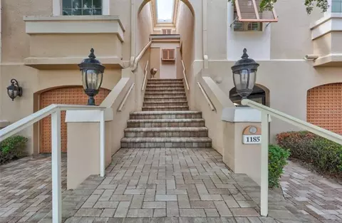 1185 Coquille St #305, Sarasota, FL 34242