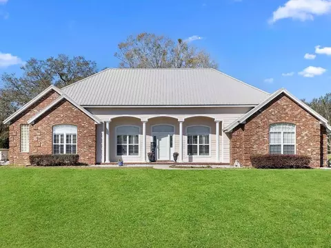 1362 SW Legion Dr, Lake City, FL 32024