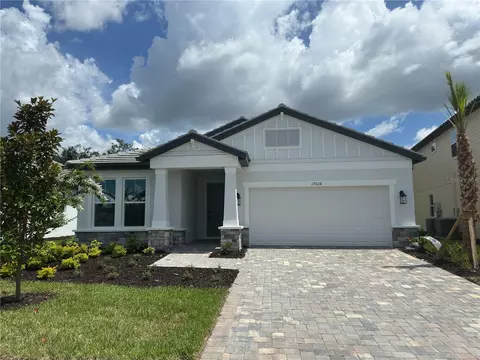 17028 Savory Mist Cir, Bradenton, FL 34211