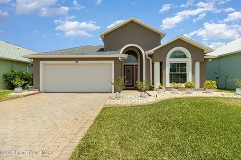 730 Sunset Lakes Dr, Merritt Island, FL 32953