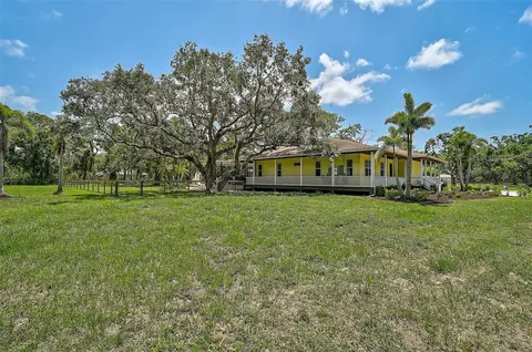 5224 Harold Ave, Sarasota, FL 34235