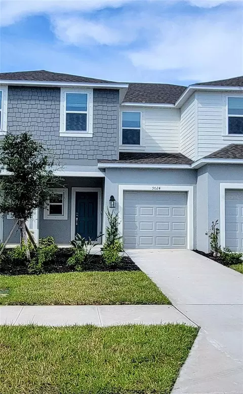 9024 Driven Snow St, Sarasota, FL 34241