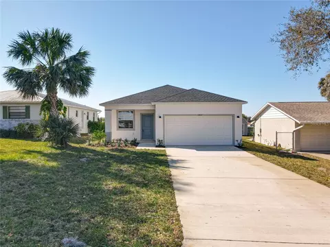 13820 Adams St, Grand Island, FL 32735
