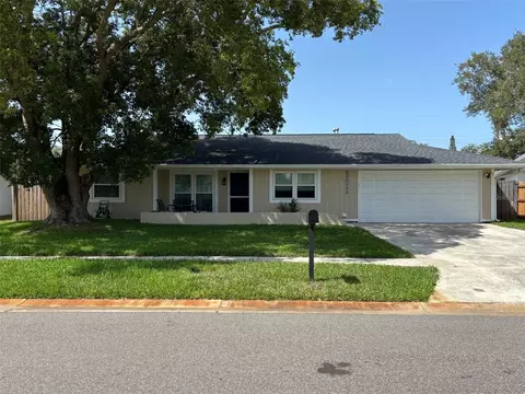 902 Beaverdale Ln, Rockledge, FL 32955